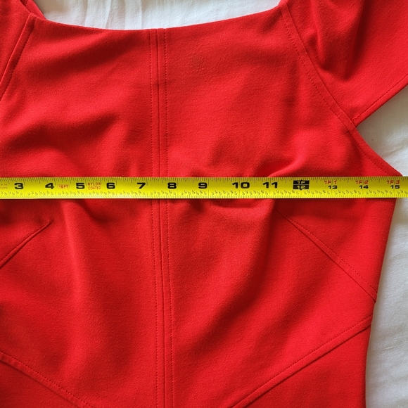 Diane von Furstenberg 'Helen' Red Bodycon Cocktail Dress, Size 6 - Picture 15 of 16